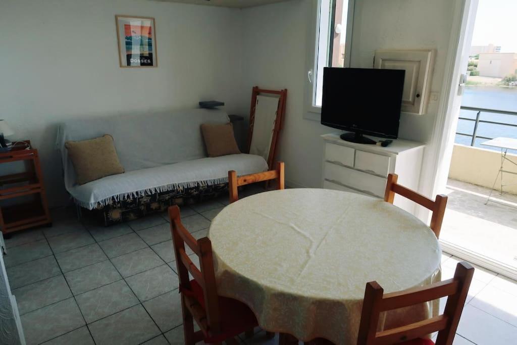 Appartement Coup De Coeur Les Pieds Dans L'Eau Le Barcarès Dış mekan fotoğraf